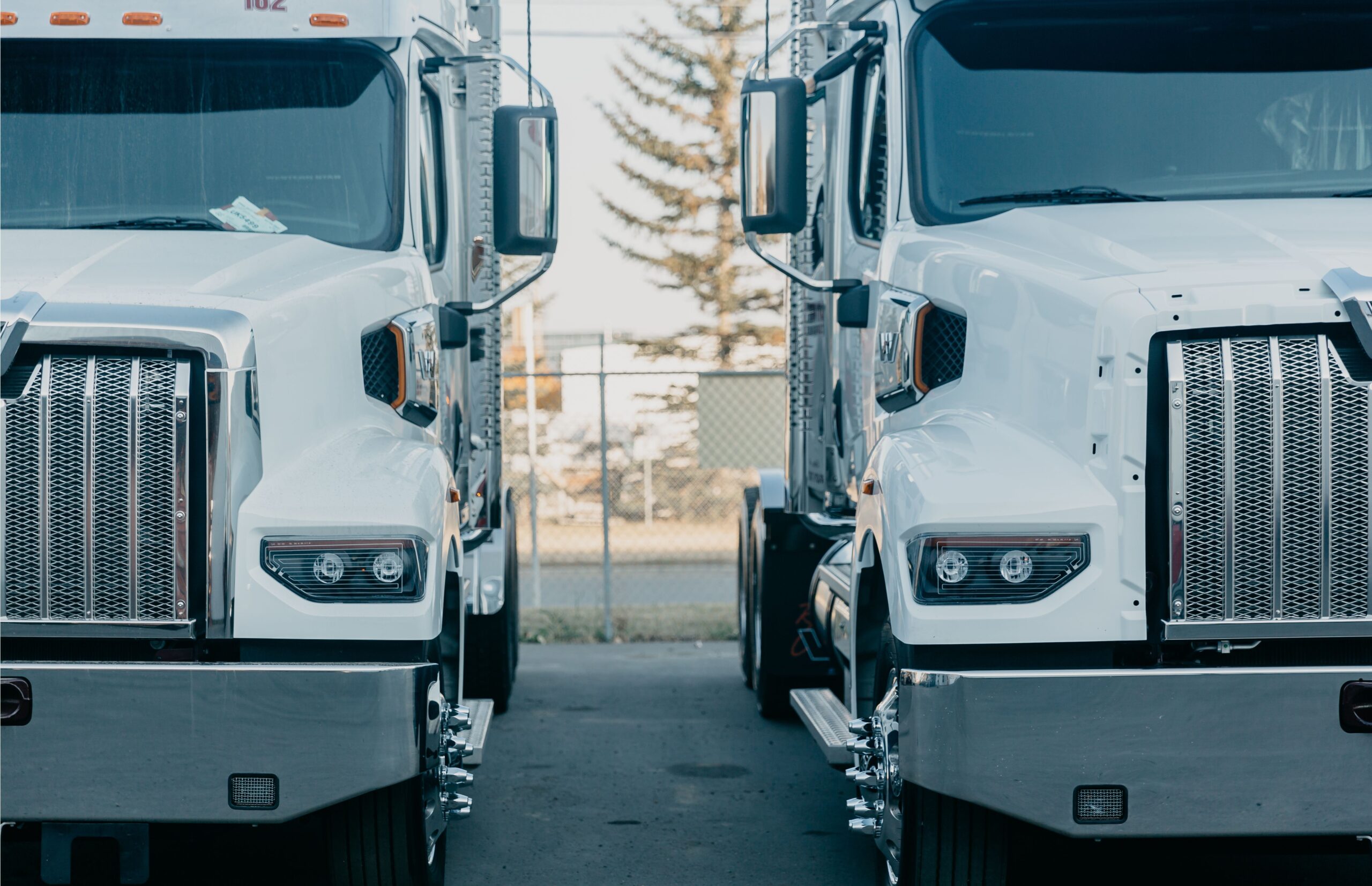 Bulk Spreading vs Traditional Application — Which One Makes More Sense for Alberta Farms?