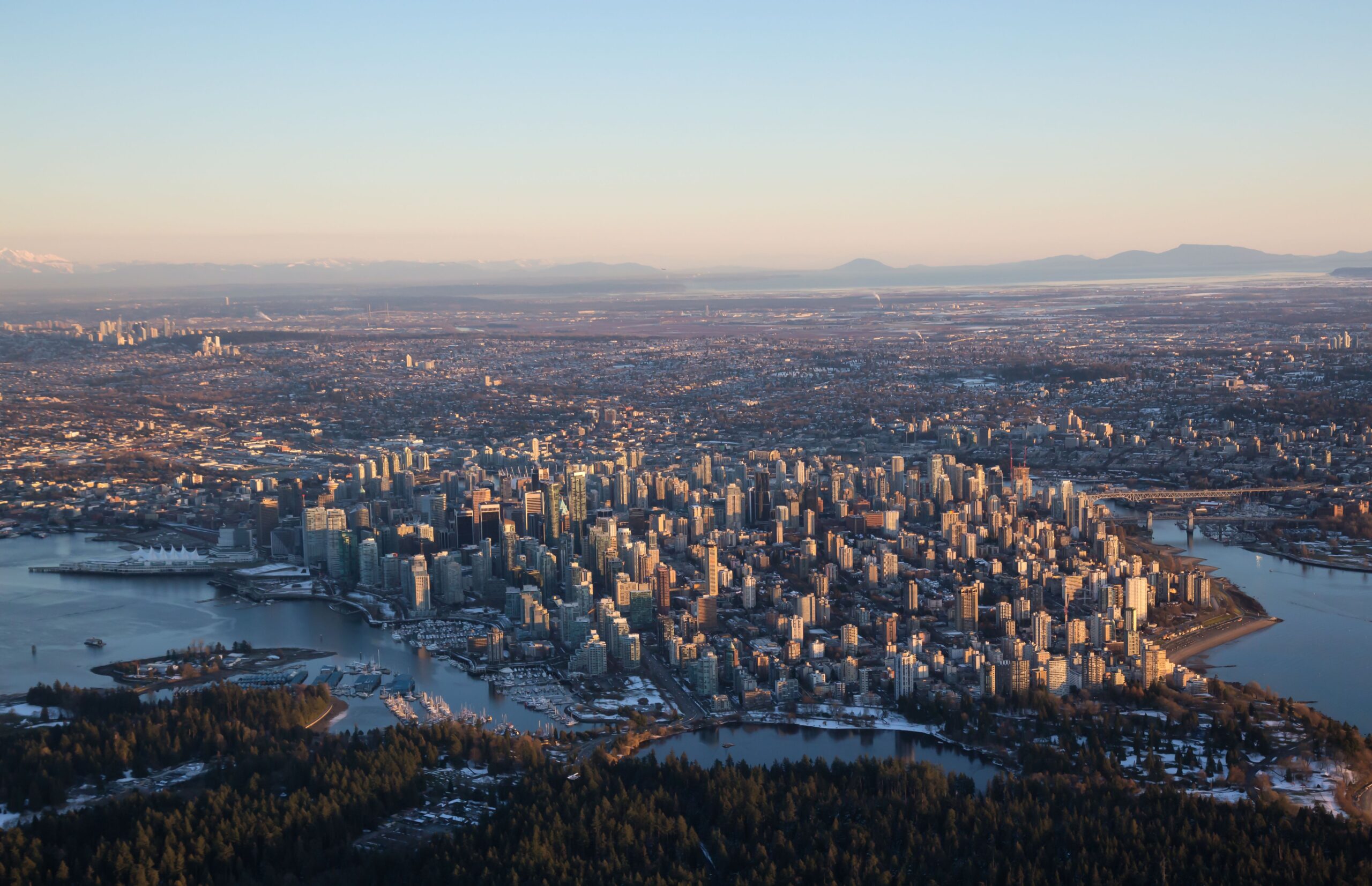 Vancouver Cross-Border Logistics — How to Avoid Delays at the U.S. Border